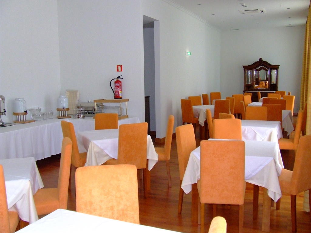 Hotel Apartamentos Geres Ribeiro Bagian luar foto