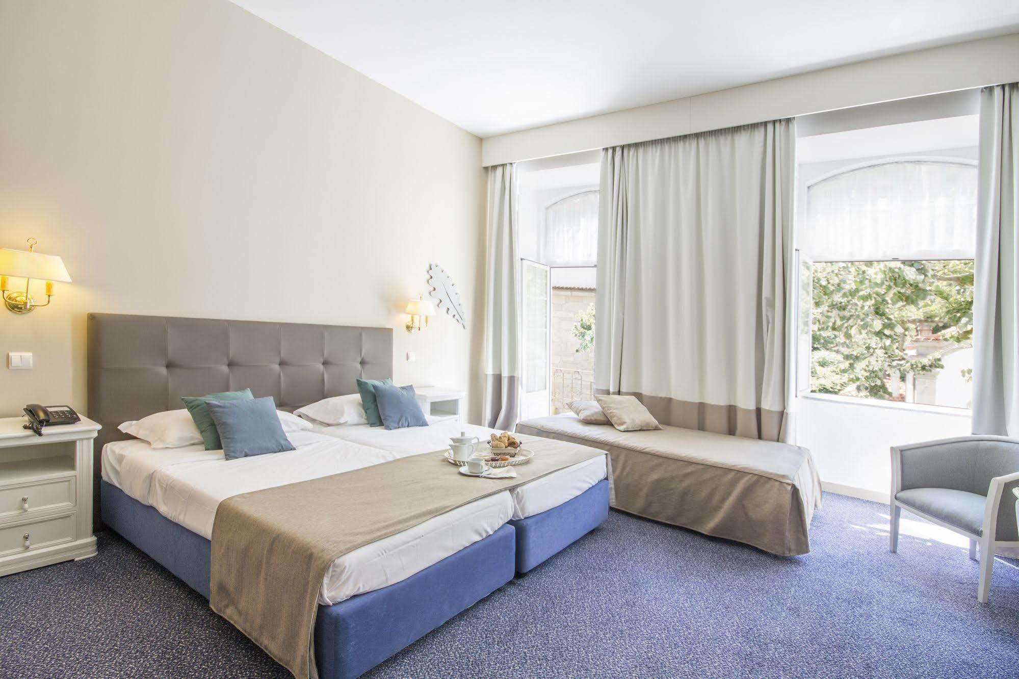 Hotel Apartamentos Geres Ribeiro Bagian luar foto